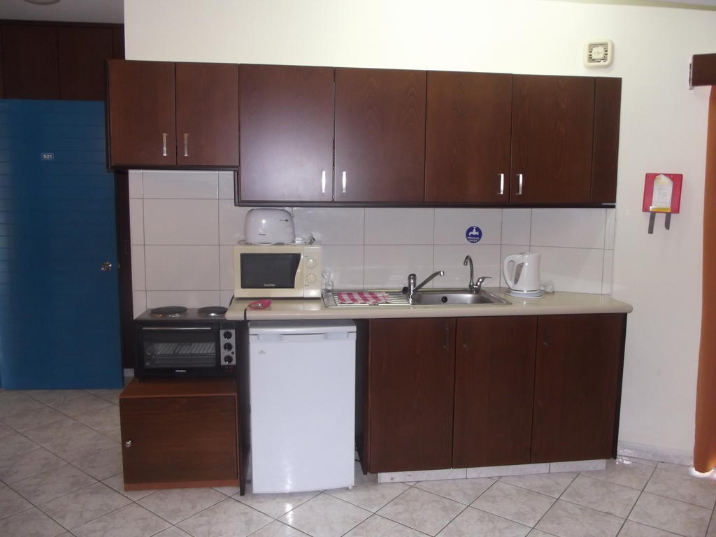 Kefalonitis Hotel Apartments Paphos Pokoj fotografie