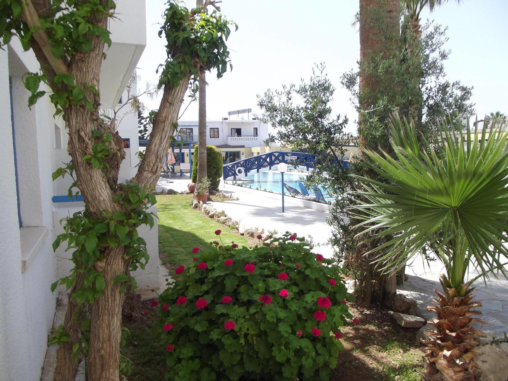 Kefalonitis Hotel Apartments Paphos Exteriér fotografie